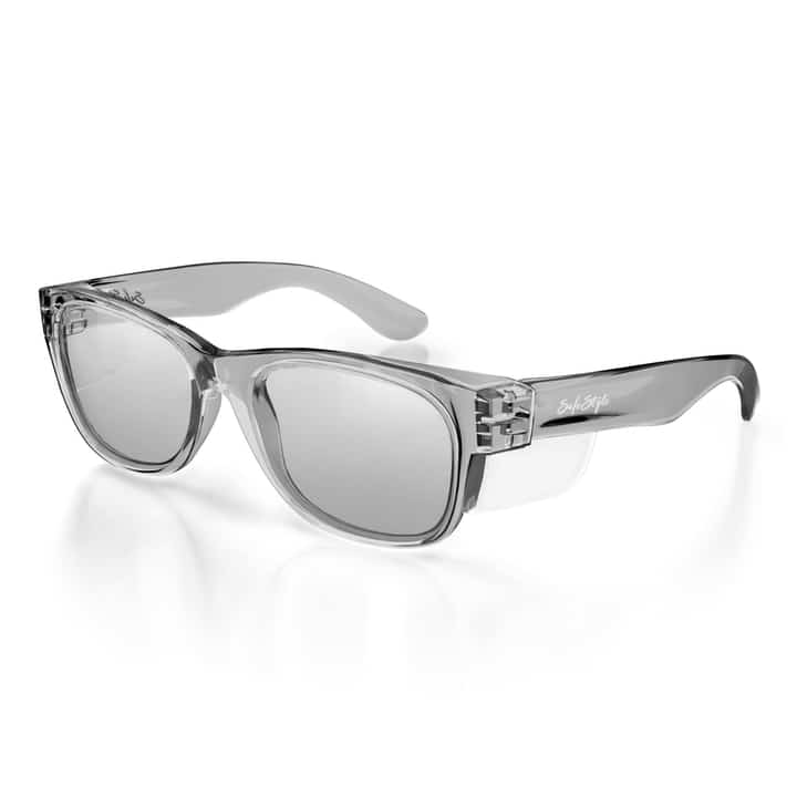 Classics-R-Graphite_Hybrids-UV400-Lens_02-Angle