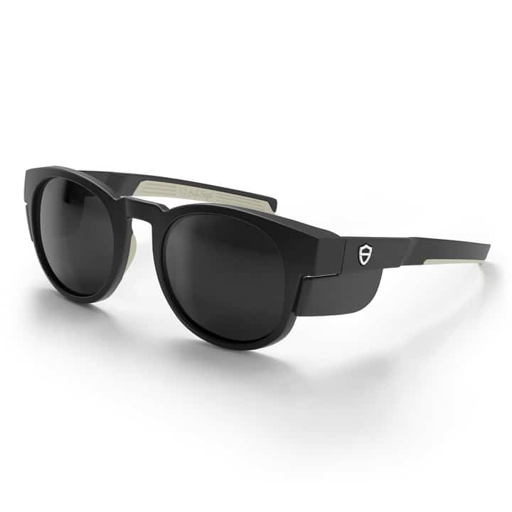 CruisersPerformance-R-MatteBlack_PolarisedUV400Lens_02Angle